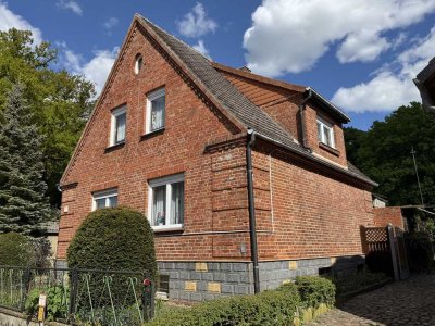 Ansprechendes Einfamilienhaus mit zusätzlichen Nebengebäuden in der malerischen Ortschaft Grabow