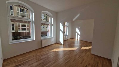 Helle grundsanierte Altbauwohnung