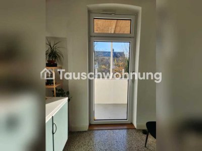 Tauschwohnung: Tausche 2 Zimmer Altbau gegen 1 - 1,5 Zimmer