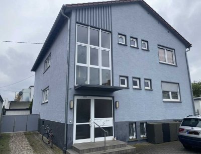 Wunderschönes 2-Familienhaus mit Garage und Garten