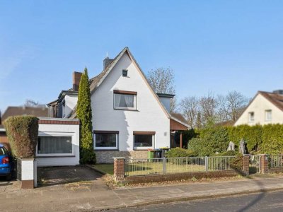 Hamburg: Doppelhaushälfte mit großem Garten und ca. 110 m² Fläche-ideales Zuhause für junge Familien