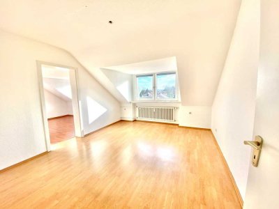 � Gemütliche Dachgeschosswohnung mit Charme – Nur für Studenten!! ✨