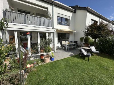 Attraktive 3-Zimmer-Gartenwohnung mit Wintergarten in Toplage von Steppach!
