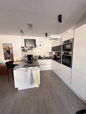 Attraktive 2-Zimmer Wohnung im 3. OG mit Balkon in Kaiserslautern-Innenstadt