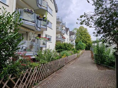 Sehr schöne, helle, sonnige, ruhige und gepflegte 2-Zimmer- DG Wohnung in Wuppertal West