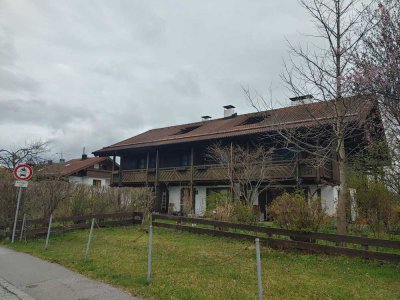 Gemütliche 2-Zimmer-Dachterrrassen-Wohnung mit Ausblick