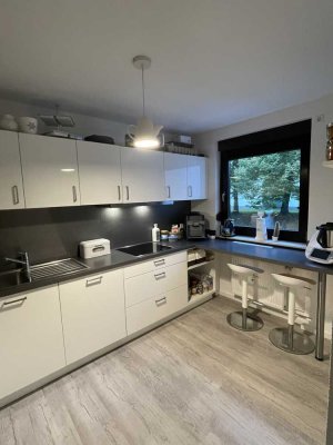 Zentrale, moderne 3-Zimmer-Wohnung mit Balkon, EBK und Außenstellplatz in Heilbronn-Böckingen