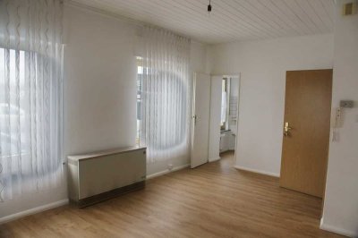 Modernisierte 2-Zimmer-Wohnung mit EBK in Vallendar