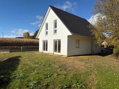 Freistehendes Einfamilienhaus in sonniger und ruhiger Lage