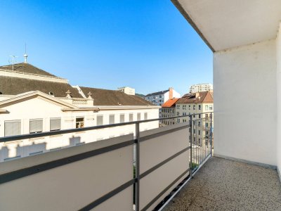 Moderne 3-Zimmer Wohnung mit Loggia im 5. Stock