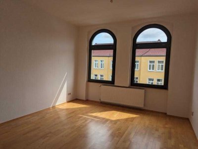 Große 2-Raum-Wohnung in Stadtfeld-Ost wartet auf Sie?