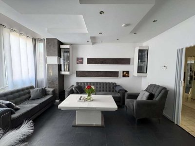 Charmante 5-Zimmer-Wohnung im 1. Obergeschoss