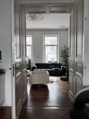 12–36 Monate /Exklusive Altbauwohnung - in Bestlage- Hochparterre