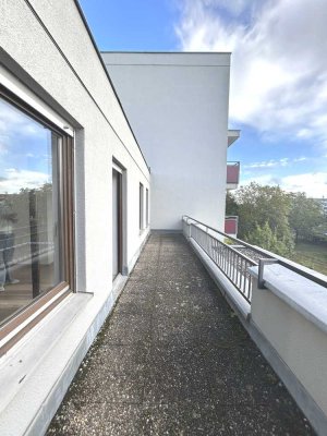 7087 - Helles 1-Zimmer-Apartment mit großer Dachterrasse in Neureut!