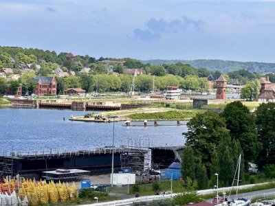 Attraktiv wohnen mit Kanalblick