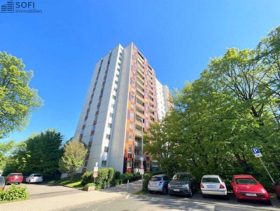 Exklusive 4-Zimmer-Wohnung mit Fernblick, Balkon & 2 Bädern in bester Lage