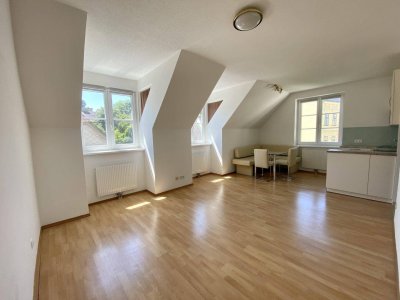 Charmante Garçonnière mit Garagenplatz und Gartennutzung (möbliert)
