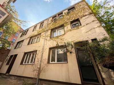 Kapitalanlage in Stgt.-Lehen: Wohn- und Geschäftshaus mit Gewerbe und 2 vermieteten Einheiten