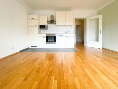 ANLEGERHIT: helle 2-Zimmerwohnung mit hofseitigem Schlafzimmer – Nähe U4/U6 &amp; Meidlinger Markt