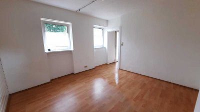 Charmante 1,5-Zimmer-Wohnung mit Garten in Frankfurt-Rödelheim – ideal für Singles oder Studierende!