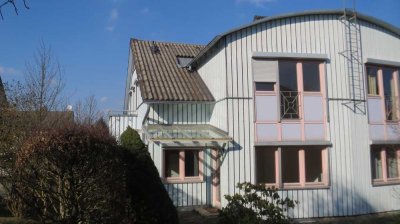 DAS Glück hat ein ZUHAUSE!- renovierte DHH(re) Pl- Ndf. mit Garage im Haus, SÜD-Terrasse - Glasfaser