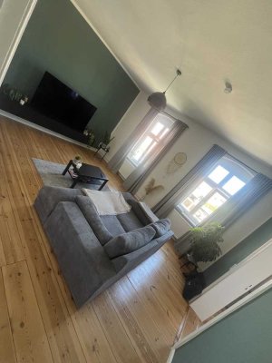 Modernisierte Wohnung mit zweieinhalb Zimmern und EBK in Neuruppin