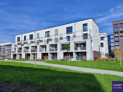 Großes Reihenhaus über mehrere Ebenen mit eigenem TG-Stellplatz  - RH11