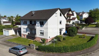 Zweifamilienhaus im Grünen in schöner Lage