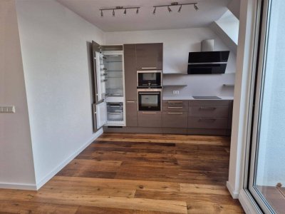 UNBEZAHLBARER + UNVERBAUBARER FERNBLICK!! DACHTERRASSENTRAUM MIT 3-4 ZIMMER + GROSSZÜGIGER GALERIE IN DER LUSTKANDLGASSE/ NÄHE SANATORIUM HERA+AKH