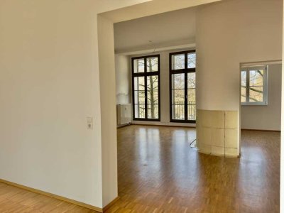 HENRIETTENVIERTEL: Loftwohnen an der Eilenriede:  4-Zi, Balkon, Parkett, Aufzug, G-WC, Stellplatz