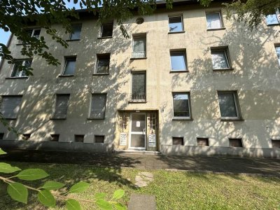 2,5 Zimmer 2. OG - sehr gemütlich, gepflegt, hell, citynah, EBK mgl.