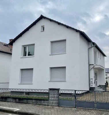 Freundliche 3-Zimmer-Obergeschosswohnung mit Terrasse in Bürstadt (2021 saniert; von privat)