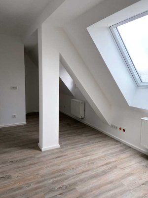 Gemütliche DG-Wohnung zu vermieten