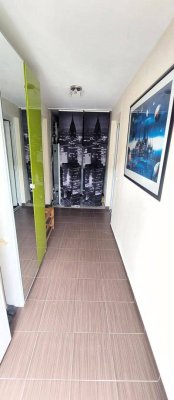 NEUWERTIGES DOPPELHAUS MIT ZWEI GETRENNTEN WOHNUNGEN IN GRÜNRUHELAGE