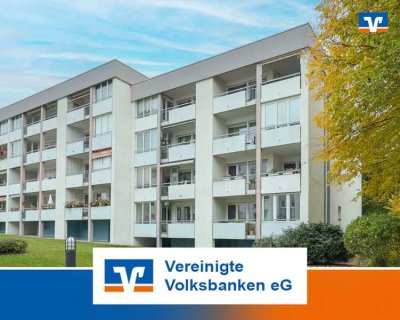 Attraktive 3,5-Zimmer-Wohnung mit Balkon, Wintergarten und Tiefgaragenbox in Magstadt