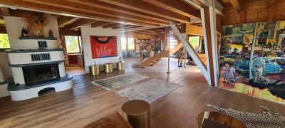 Traumhafte, großzügige Maisonettewohnung mit Dachterrasse und eigenem Garten!