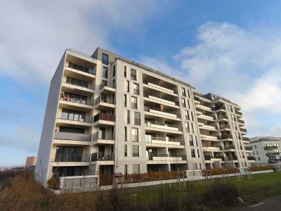 Ersteinzug in schicke hochmoderne  Zweiraumwohnung mit Loggia und Einbauküche!!!