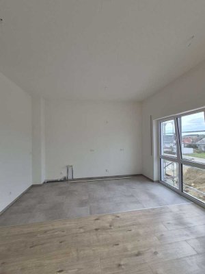 Wohlfühlzone: Geräumige 3-Zimmer-Wohnung mit offener Küche