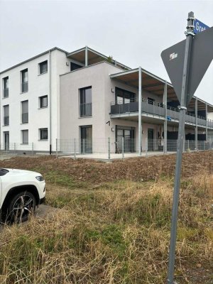 Neuwertige 4-Zimmer-Wohnung mit Balkon in Kehl