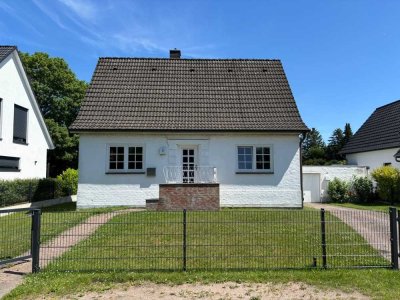 Charmantes + gemütliches Einfamilienhaus mit tollem Garten in ruhiger Lage von Wellingsbüttel!