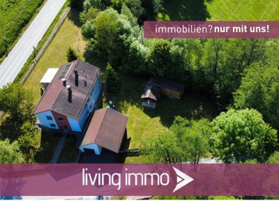Freistehendes EFH mit 2.800 qm Grundstück