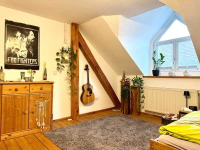 Charmante Dachgeschosswohnung in zentraler Lage unweit vom Hauptbahnhof ***reserviert***