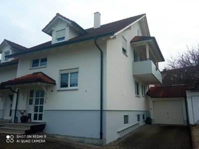 Preiswerte Doppelhaushälfte in ruhiger Lage