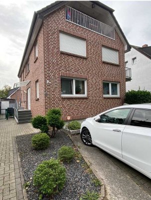 Exklusive, gepflegte 1-Zimmer-DG-Wohnung mit gehobener Innenausstattung mit EBK in Münster