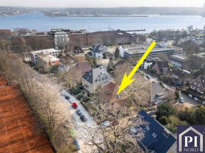 Stilvolles Mehrfamilienhaus mit Fördeblick und bezugsfreiem Penthouse