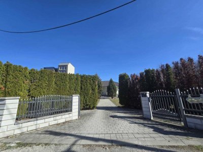 + Absolute Top-Ruhelage+ Mühlwasser 5 Minuten entfernt + 1444 m² Grundstück + Swimmingpool + 5 Zimmer +