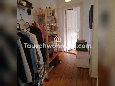 Tauschwohnung: 2 Zimmer Altbauwohnung mit Balkon