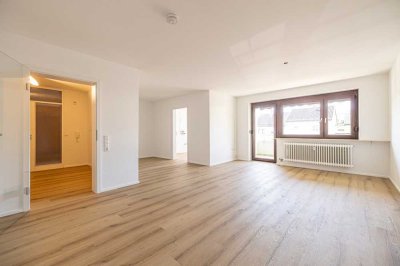 Modernisierte 4,5-Zimmer-Wohnung mit 2 Balkonen und 1 Garage in Oberderdingen