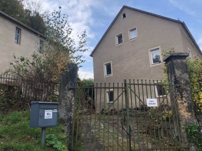 Wohnhaus mit kleinem Hof in 01814 Krippen/Bad Schandau zu verkaufen