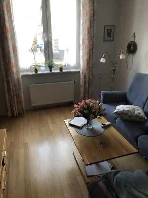 Gepflegte Etwagenwohnung mit Parkettboden
